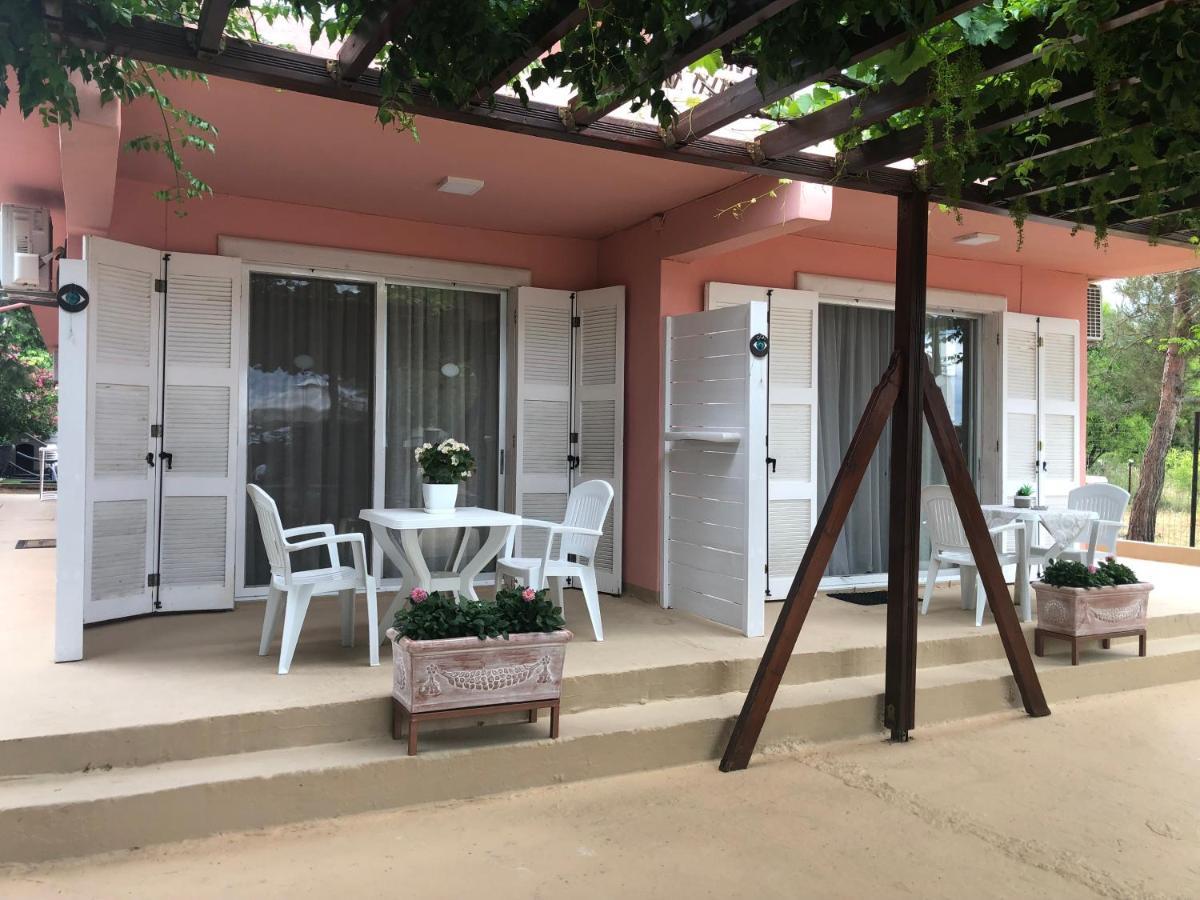 Plaisir Rooms Makriammos Екстериор снимка