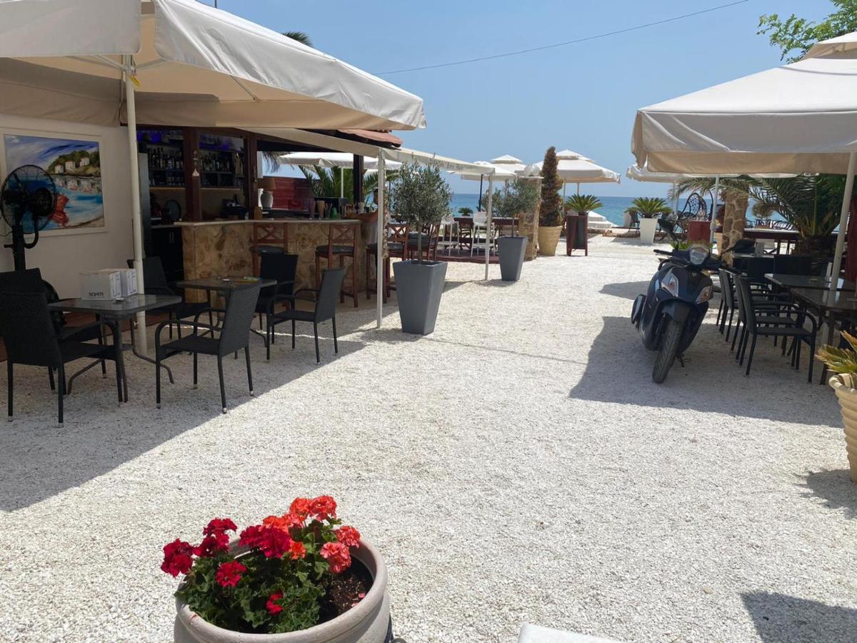 Plaisir Rooms Makriammos Екстериор снимка